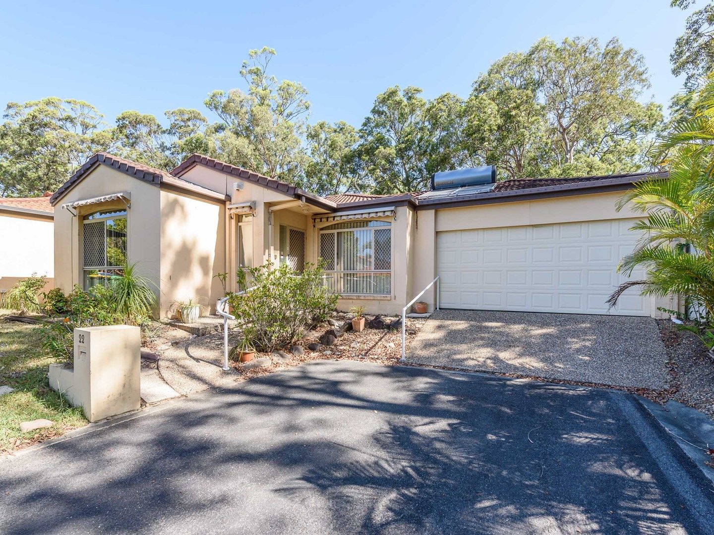22 Siena Place, Coombabah QLD 4216, Image 0