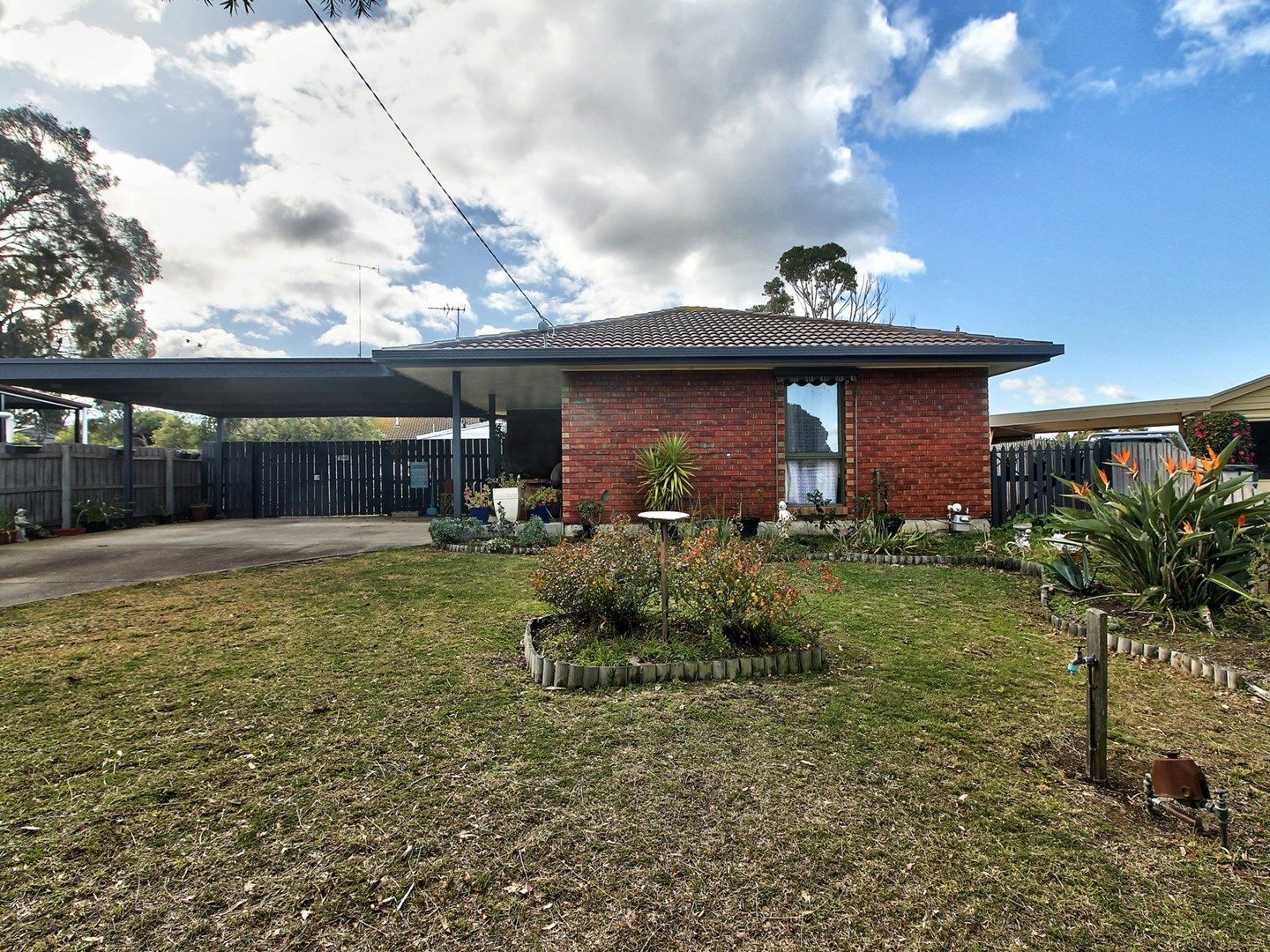 2 Bankin Court, Bairnsdale VIC 3875, Image 0