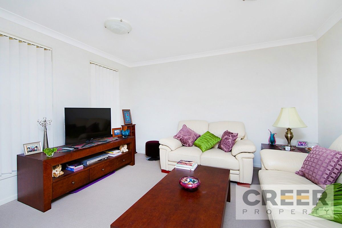 4 Mileham Circuit, Rutherford NSW 2320, Image 2