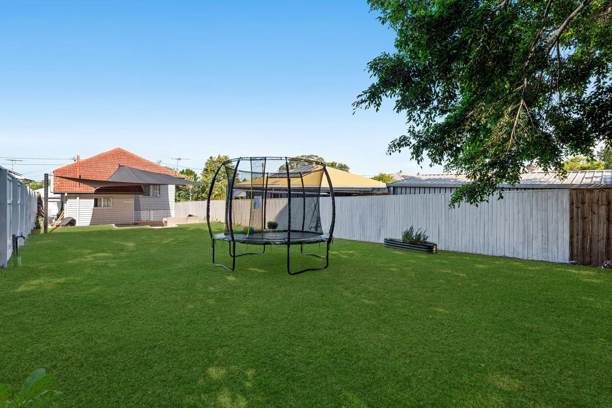 Additional image 15 of 2304 Wynnum Road, Wynnum QLD 4178