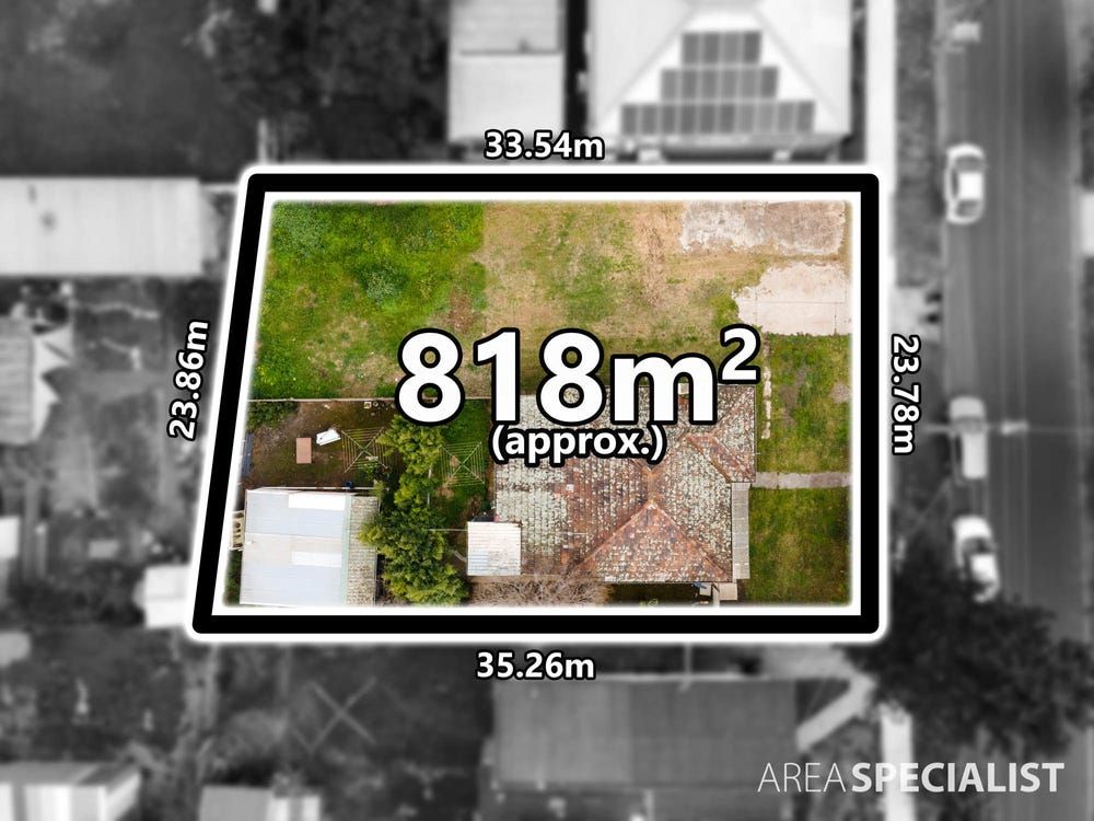 4 bedrooms House in 2 Walmer Avenue ST ALBANS VIC, 3021