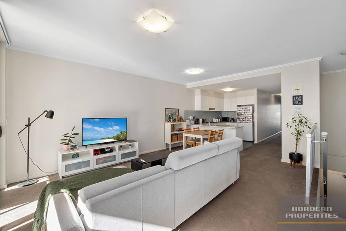 Picture of B305/20-26 Innesdale Road, WOLLI CREEK NSW 2205