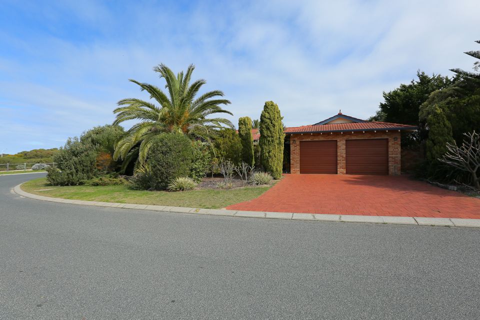 3 Caldera Close, Mindarie WA 6030, Image 0