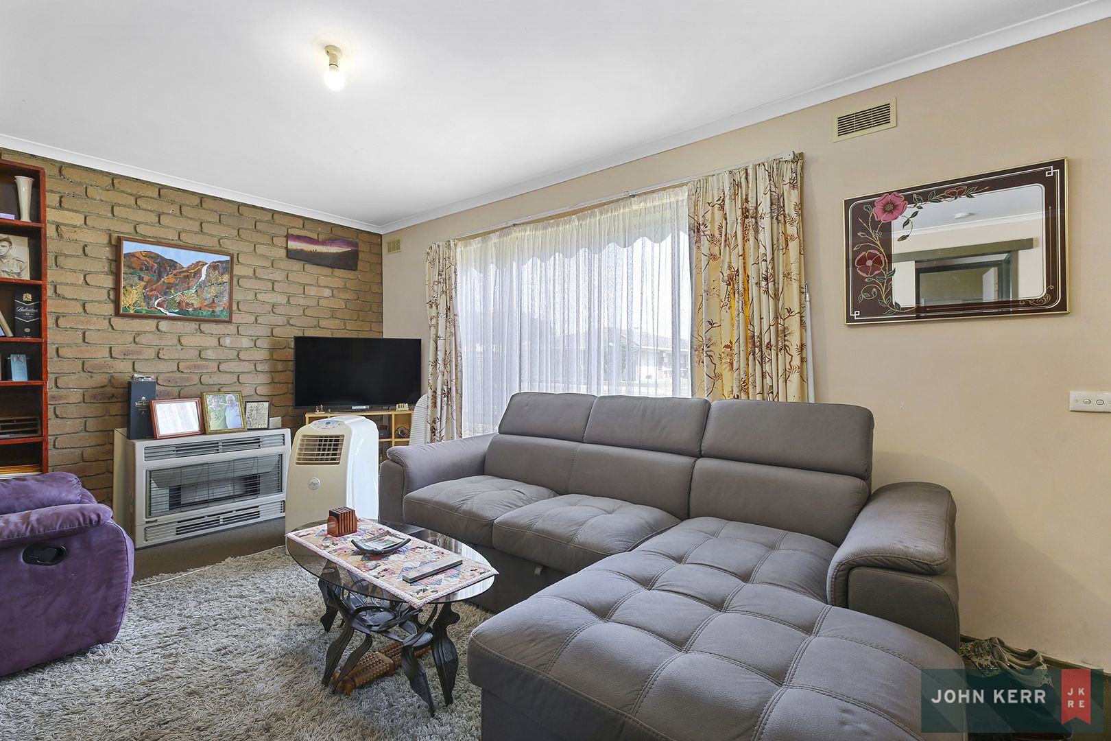 10/14-18 Bell Street, Moe VIC 3825, Image 2