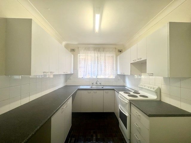 2 bedrooms Apartment / Unit / Flat in 1/17 Campbell Street PARRAMATTA NSW, 2150