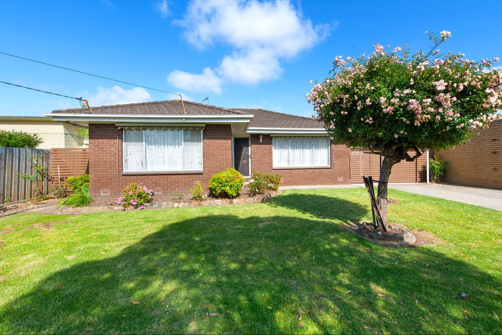 17 Weir Street, Sale VIC 3850, Image 0