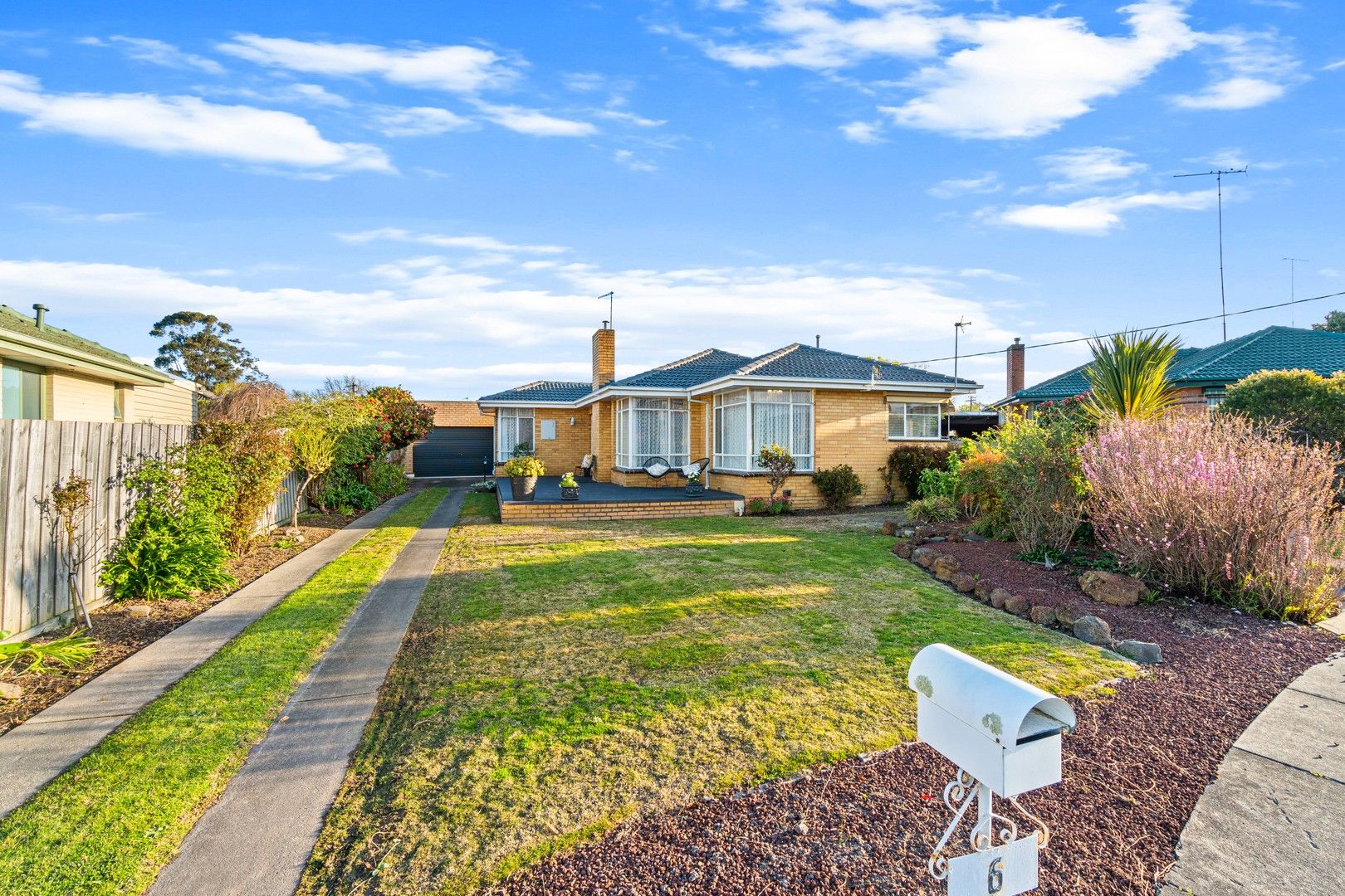 3 bedrooms House in 6 Guntzler Court TRARALGON VIC, 3844