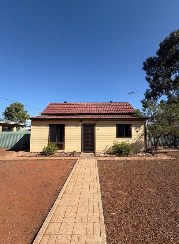 3 bedrooms House in 30 Dart Street BOULDER WA, 6432