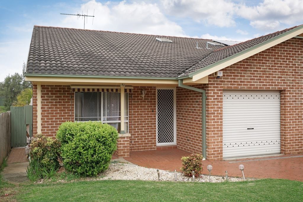 1/115 Gould Road, Eagle Vale NSW 2558, Image 0