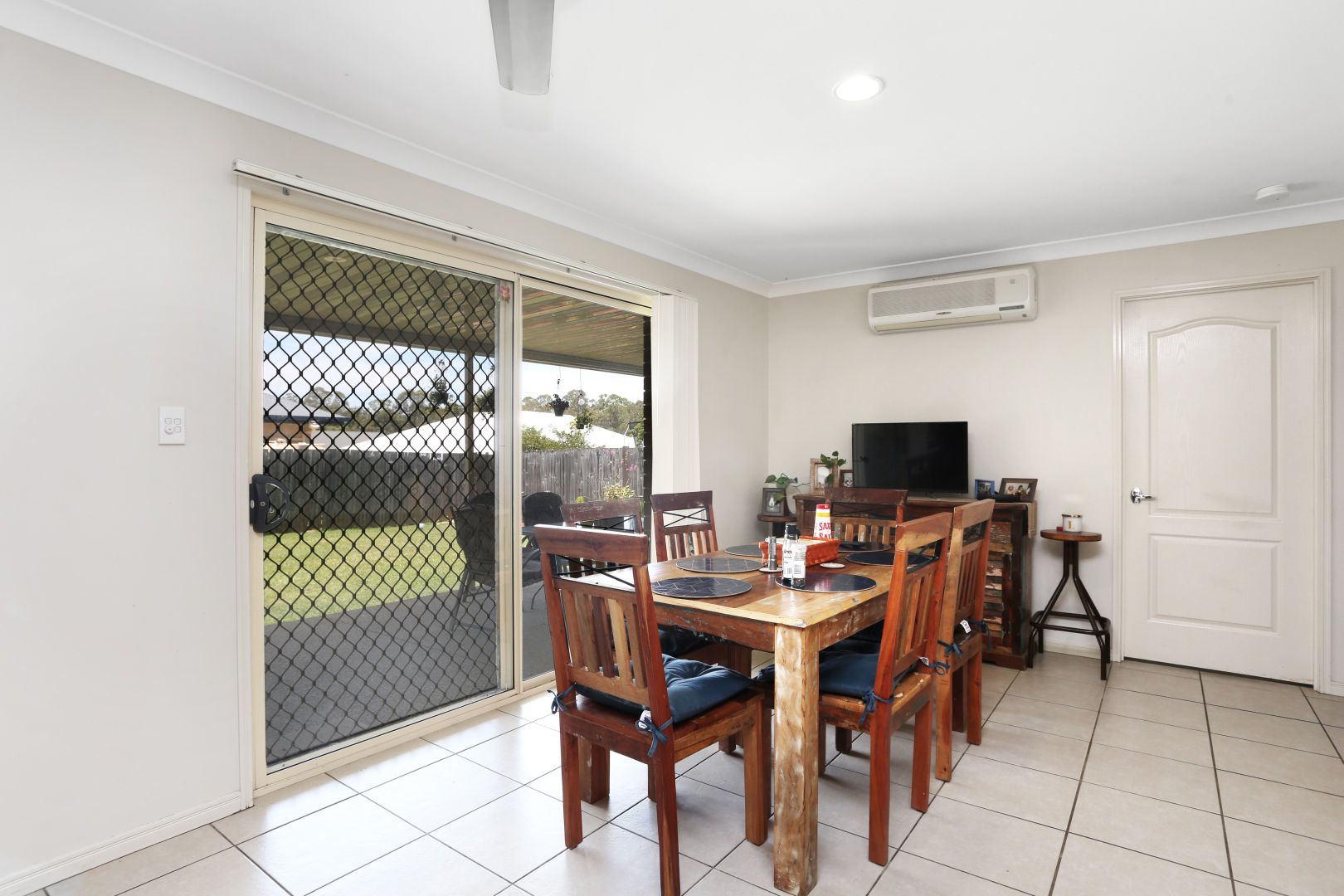 82 Pauls Road, Upper Caboolture QLD 4510, Image 2