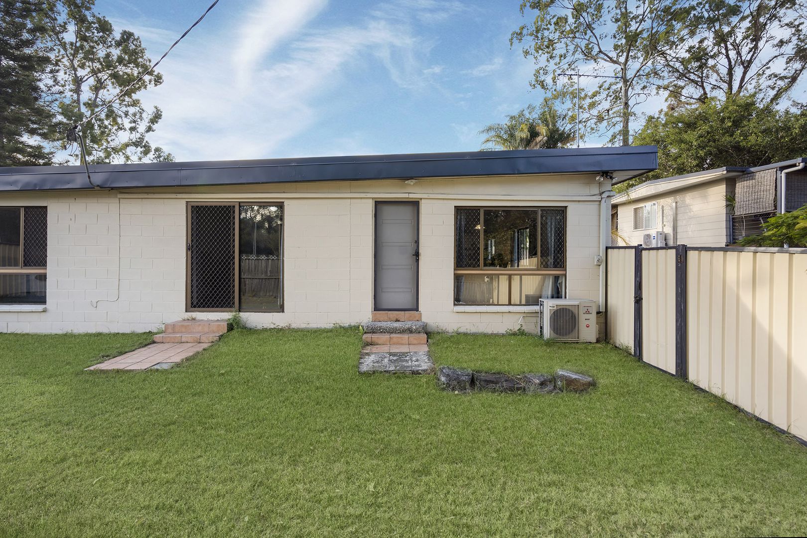 12 Green Road, Regents Park QLD 4118