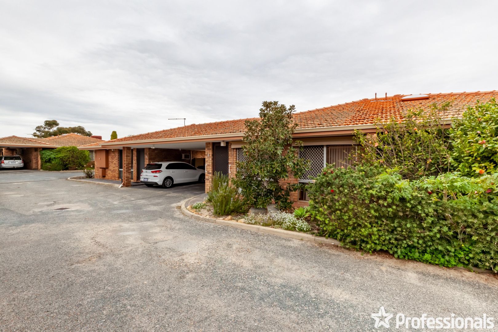 8/99 Seventh Road, Armadale WA 6112, Image 2