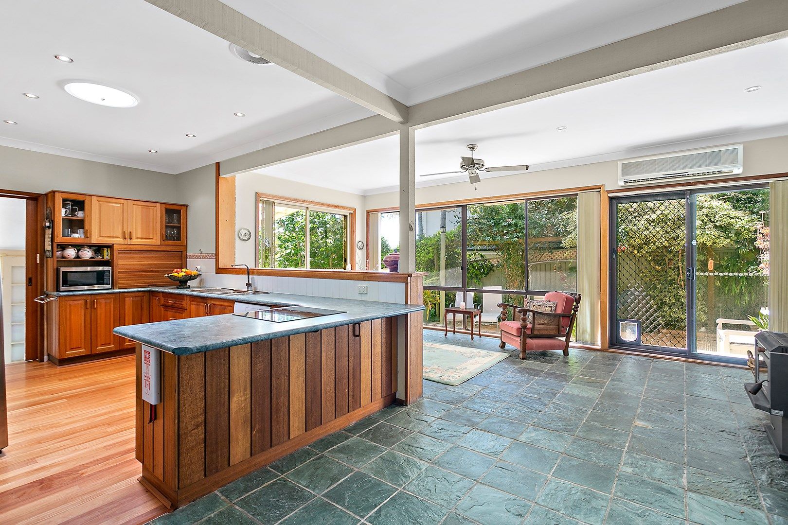 12 Flinders Avenue, Kiama Downs NSW 2533, Image 2