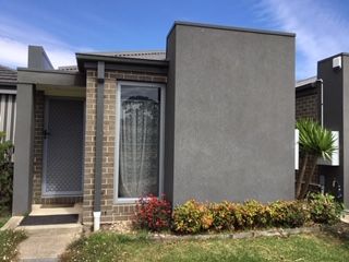 2 bedrooms House in 15B WELCOME ROAD DIGGERS REST VIC, 3427