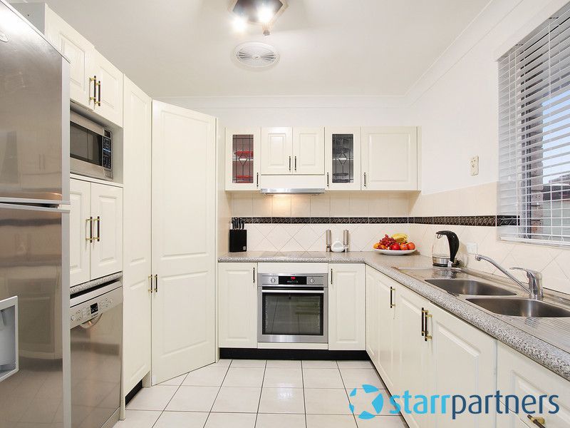 2/50-52 Irwin Street, WERRINGTON NSW 2747, Image 1