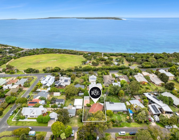 18 Thomson Street, Point Lonsdale VIC 3225