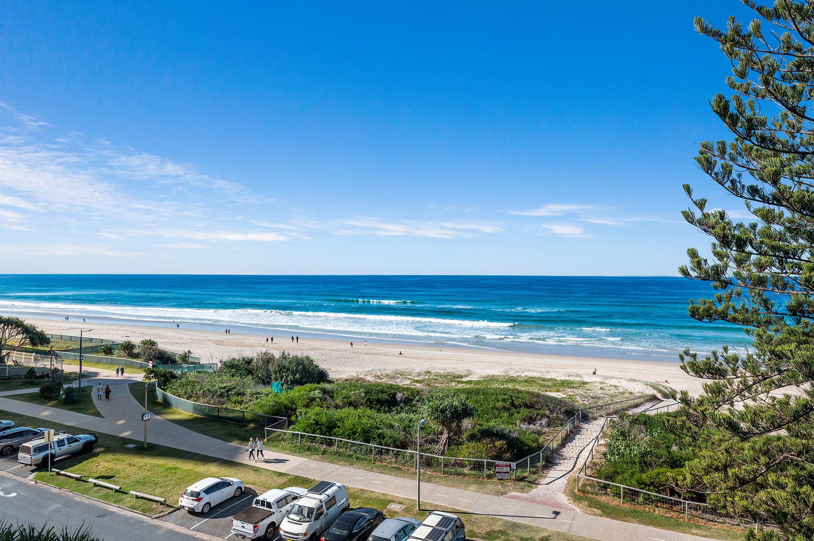 8/5-9 Broadbeach Boulevard, Broadbeach QLD 4218, Image 2