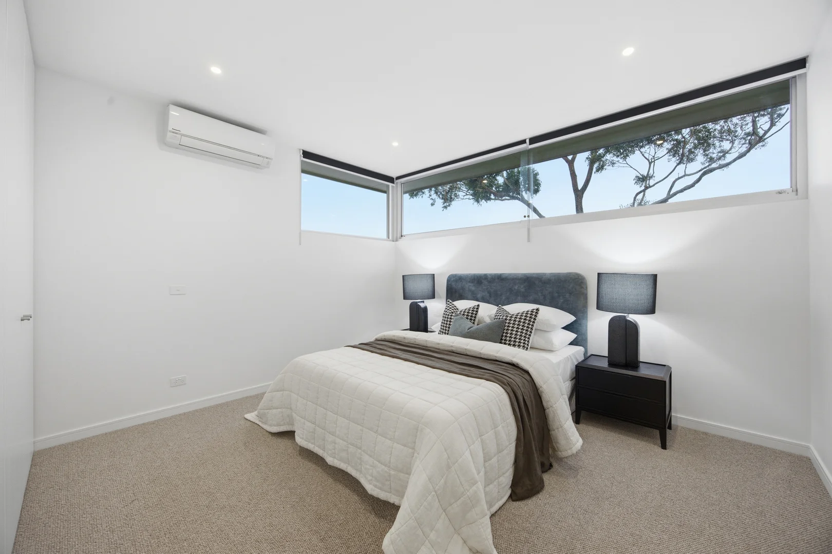 Additional image 12 of 18 Retreat Road, Hampton VIC 3188