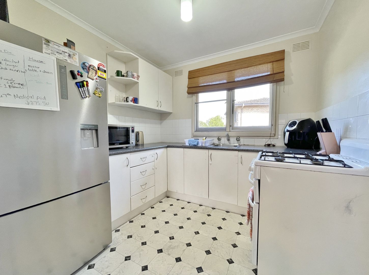 41 Taylor Road, Young NSW 2594, Image 2