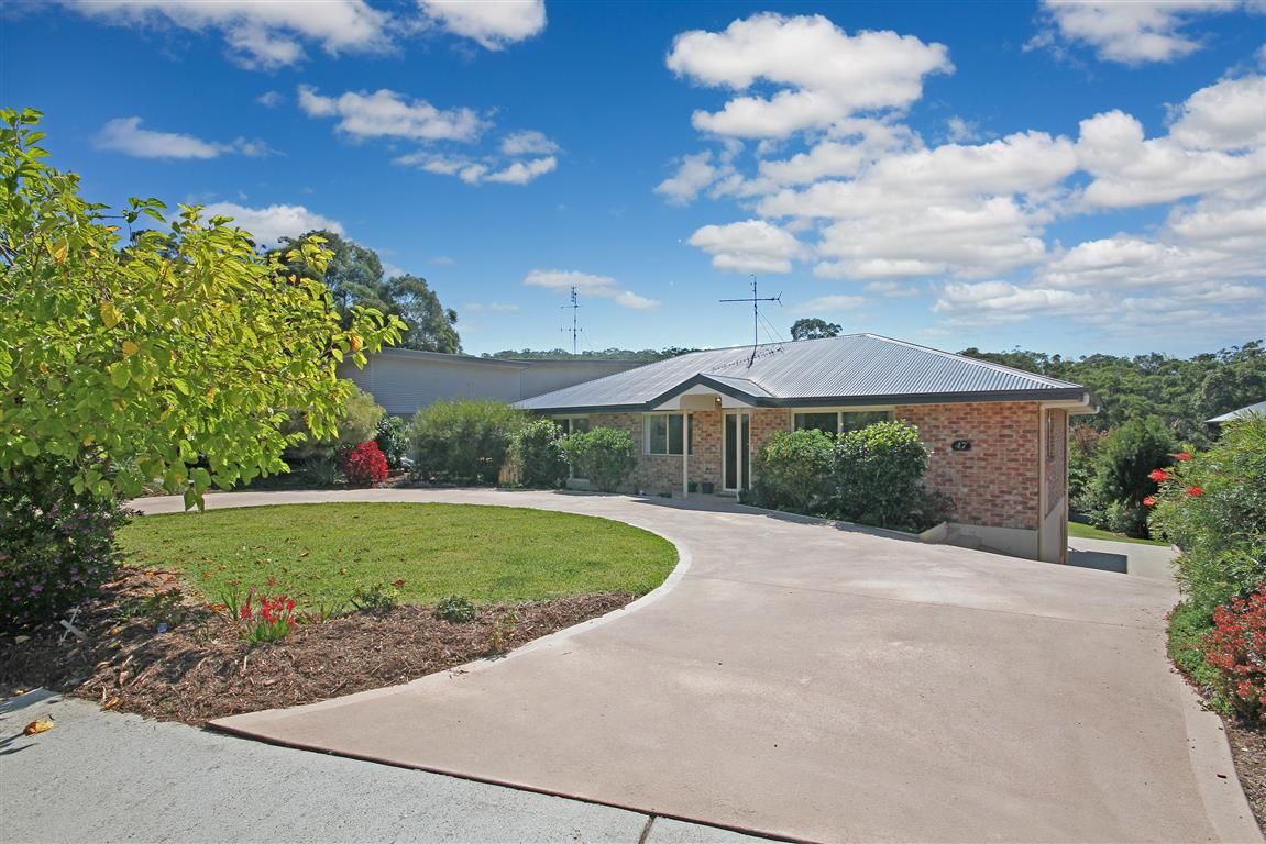 3 bedrooms House in 47 The Ridge Road MALUA BAY NSW, 2536