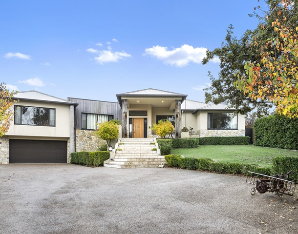 7 Oak Grove, Mount Eliza VIC 3930