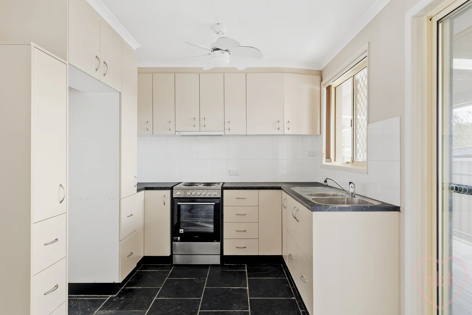 Additional image 7 of 3/57 Donald Road, Karabar NSW 2620