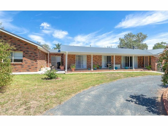 42 Bungowannah Road, Jindera NSW 2642