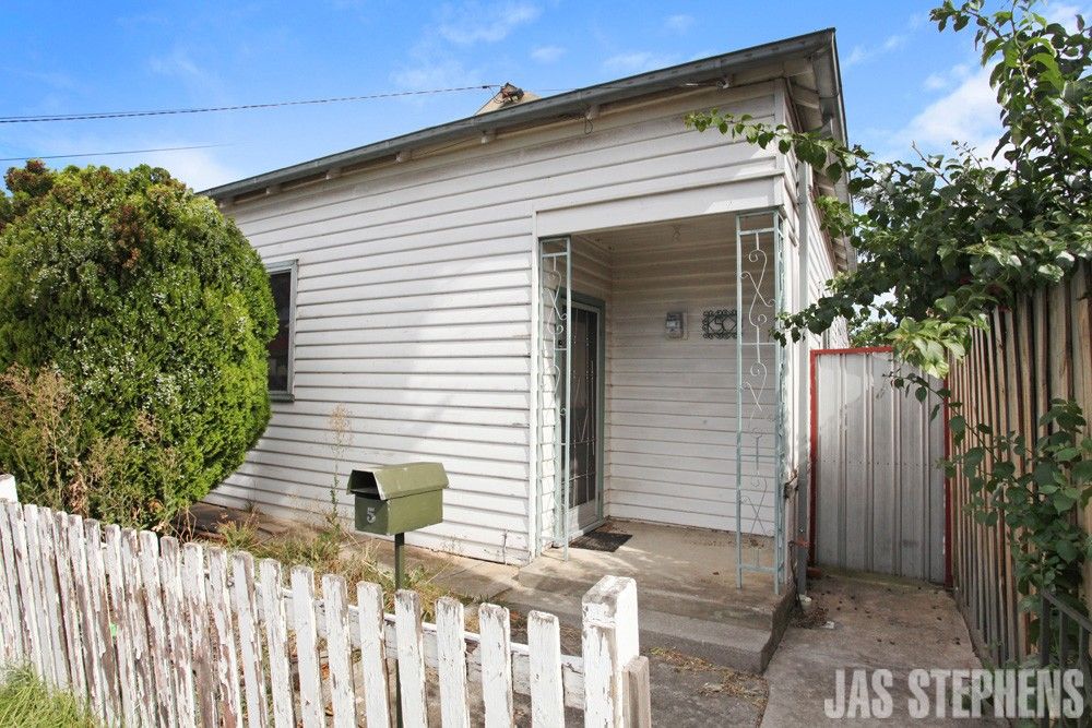 5 Lawrence Street, Seddon VIC 3011, Image 0