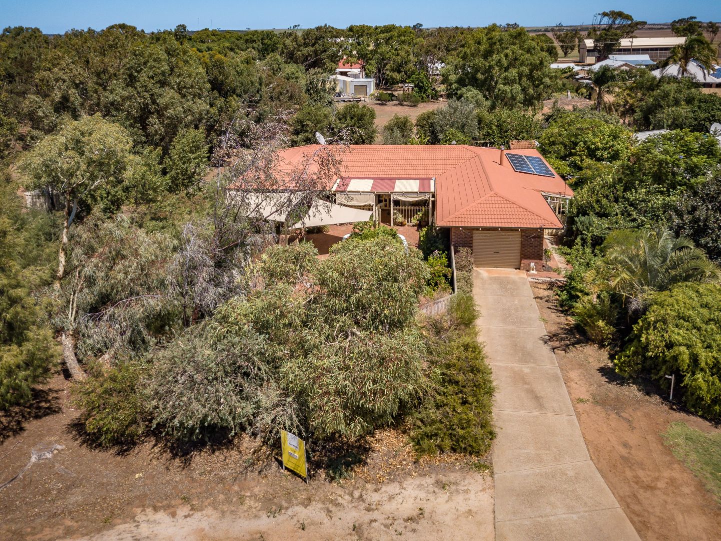 7 Logue Court, Walkaway WA 6528, Image 2