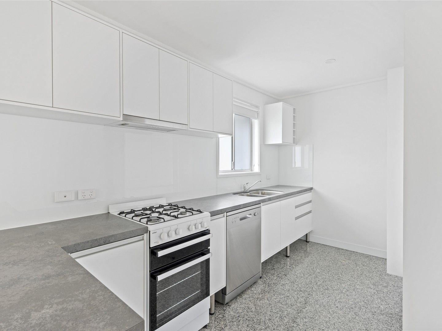 2 bedrooms Apartment / Unit / Flat in 8/66 King Street HASTINGS VIC, 3915