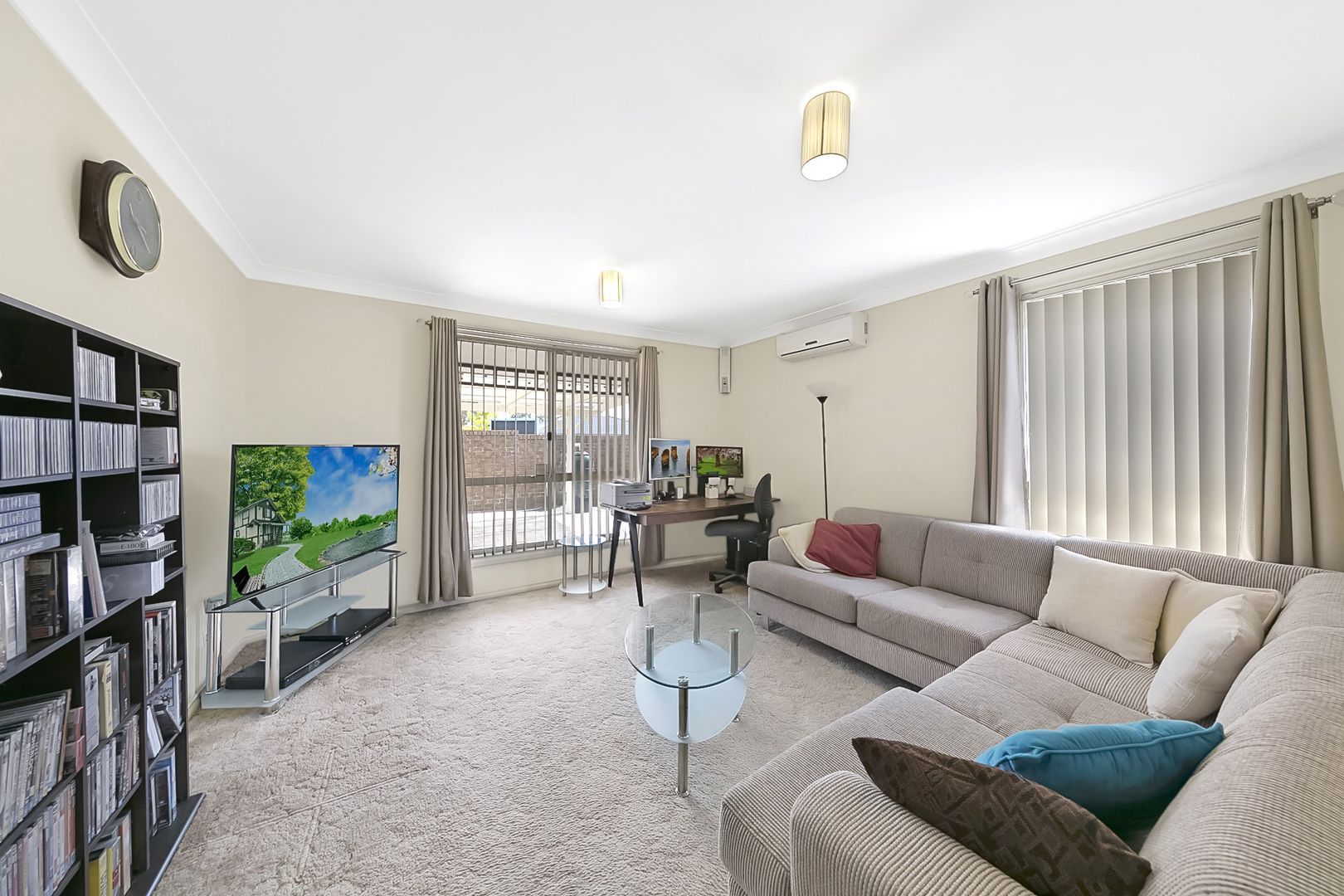 1/1 Japonica Close, Lake Haven NSW 2263, Image 2