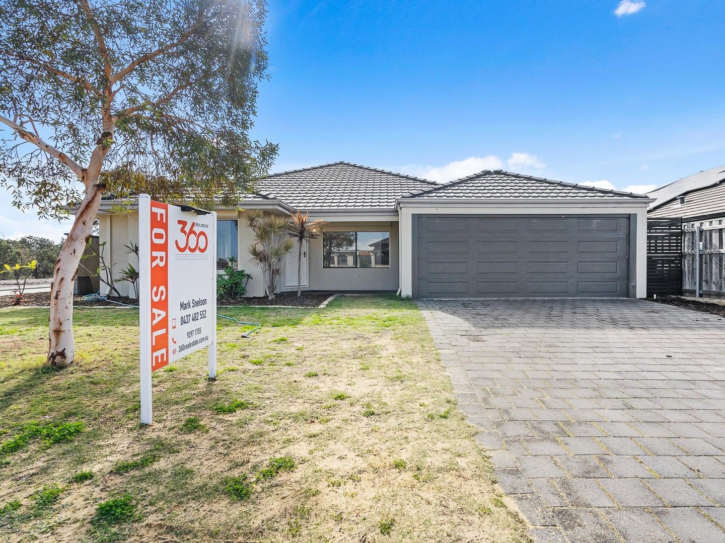 4 bedrooms House in 18 Rodsand Circuit ELLENBROOK WA, 6069