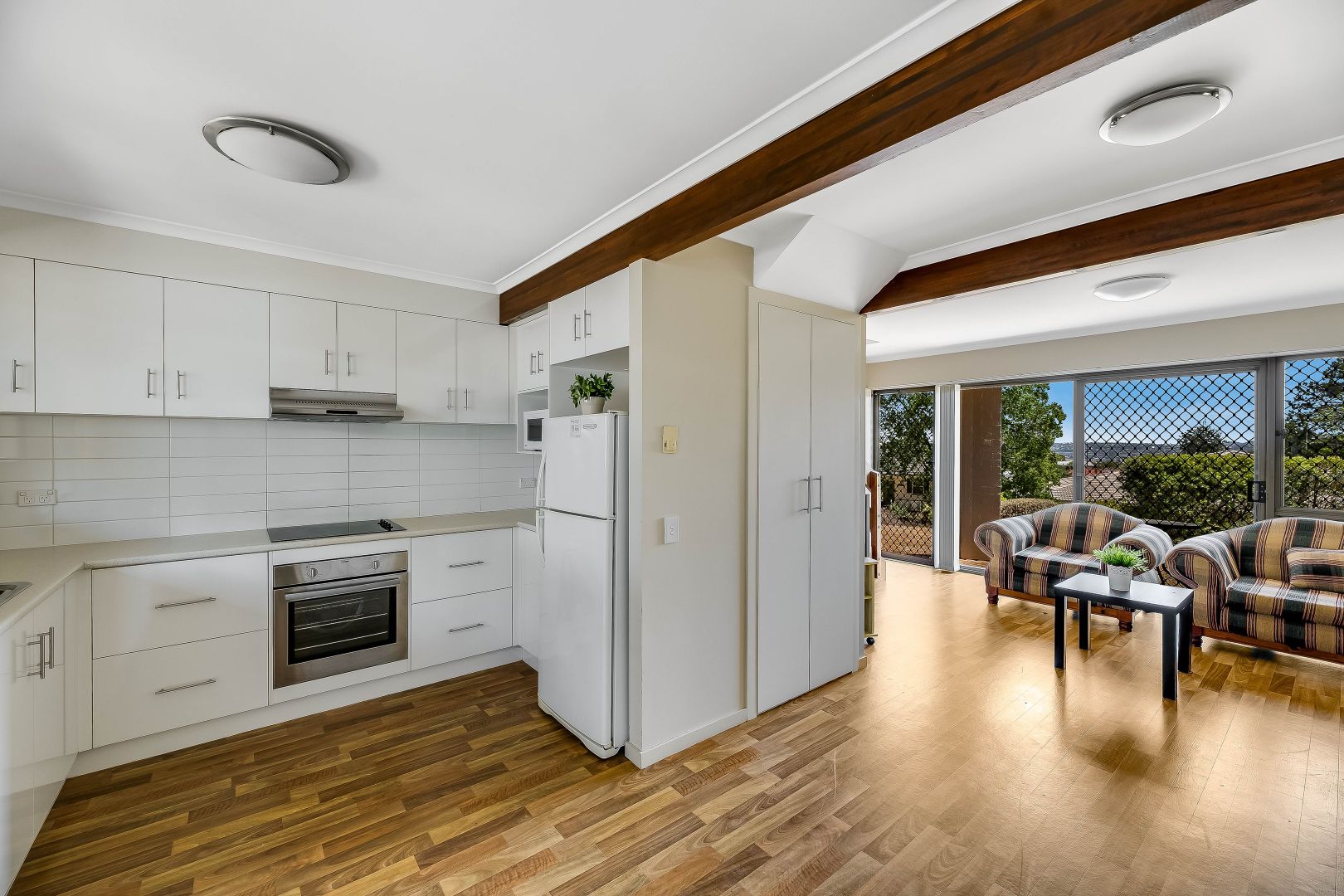 Unit 1/2 Benjamin Street, Mount Lofty QLD 4350, Image 2