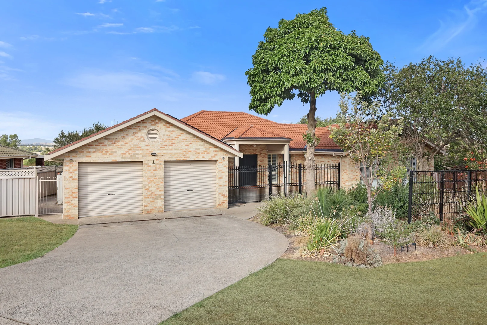 Additional image 2 of 1 Valley Drive, Tamworth NSW 2340