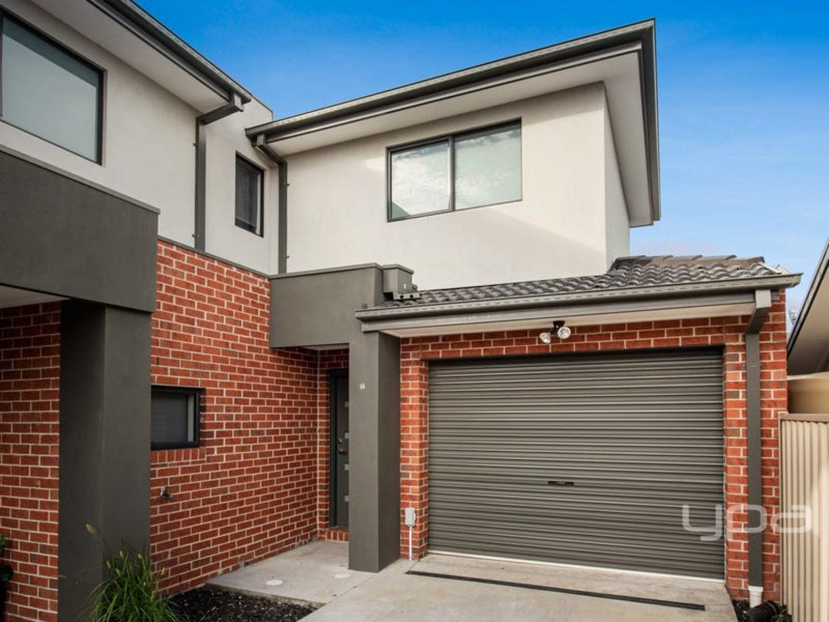 2 bedrooms Townhouse in 2/5 Thistle Court MEADOW HEIGHTS VIC, 3048