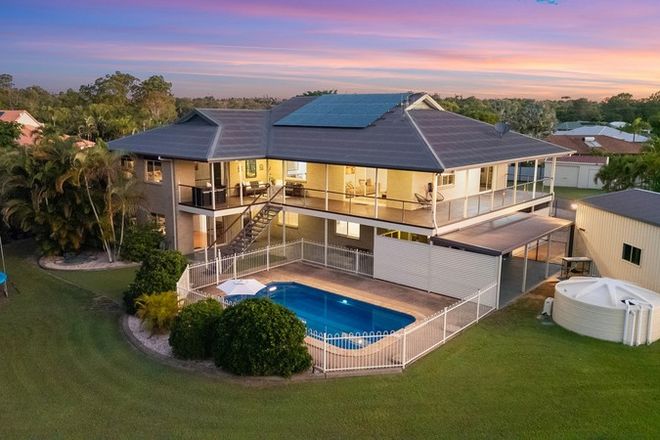 Picture of 30 Pandanus Drive, DUNDOWRAN BEACH QLD 4655