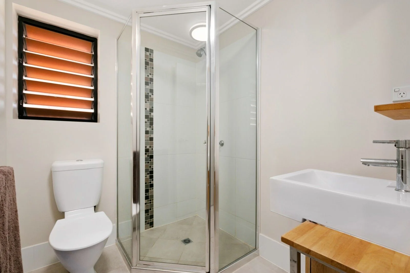 Additional image 2 of ID:21172673/58-62 Ardisia Street, Smithfield QLD 4878