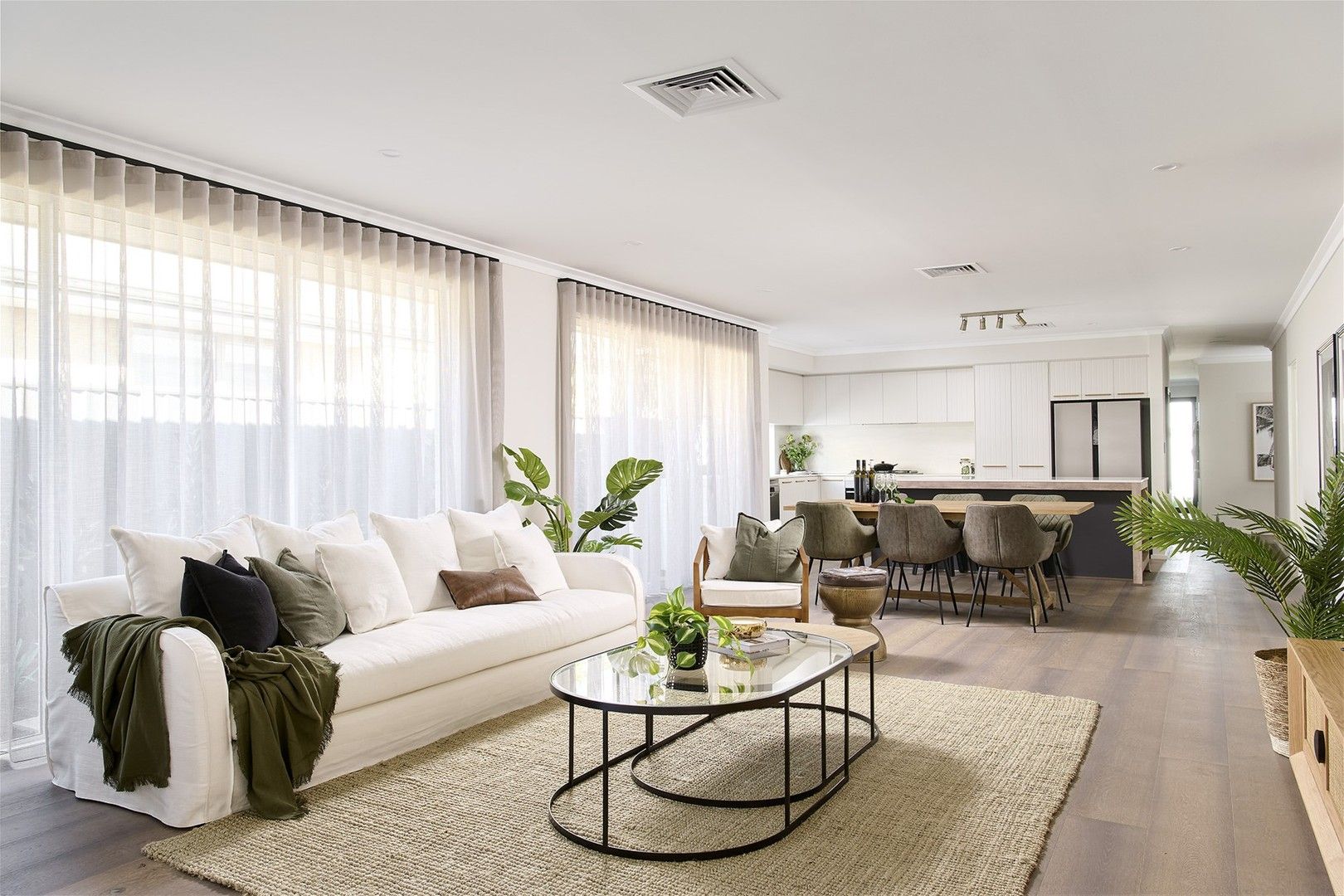 4 bedrooms New House & Land in lot 252 Coronado MADORA BAY WA, 6210