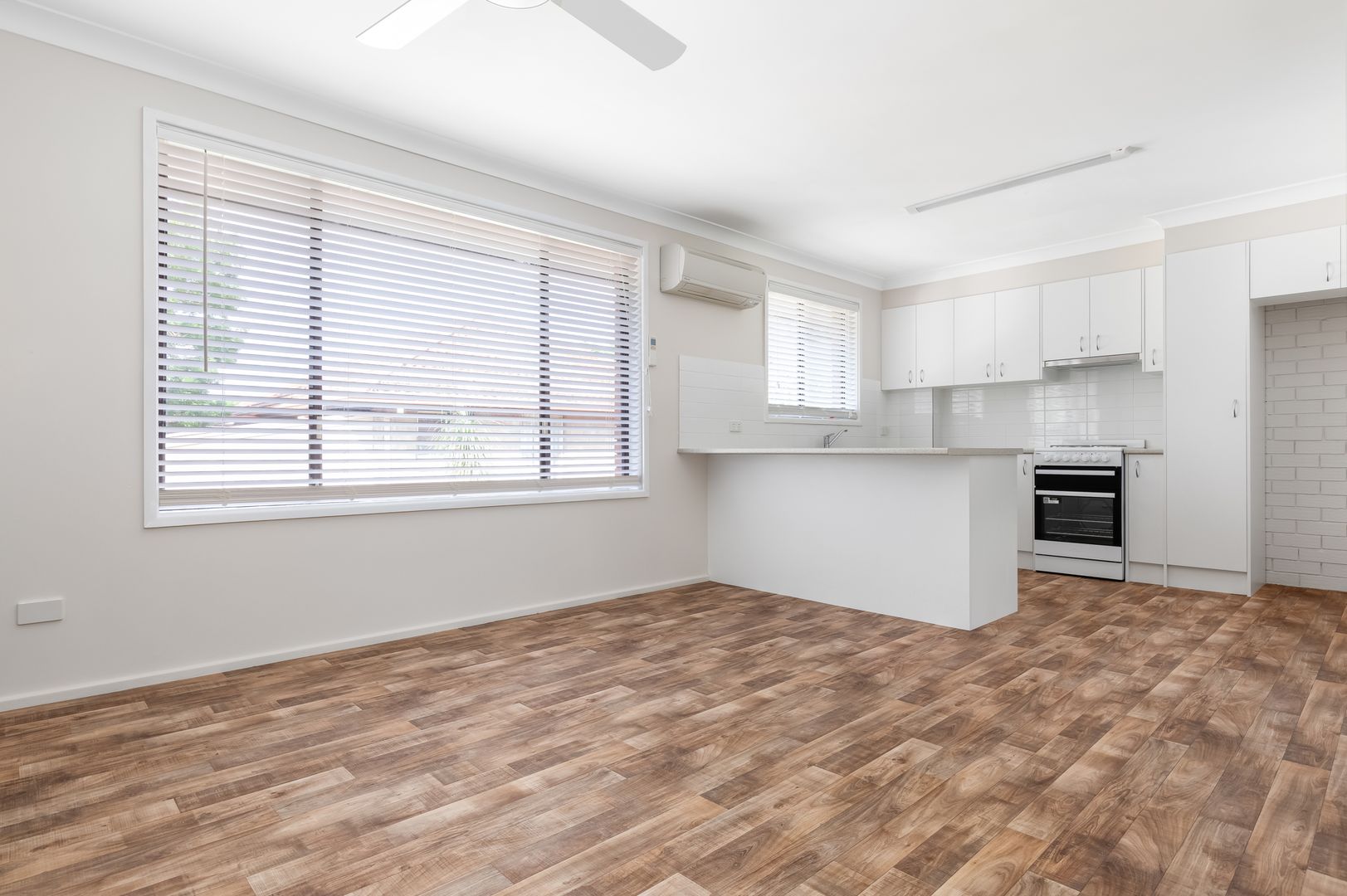 2/193 Street, East Maitland NSW 2323 Apartment For Rent 400