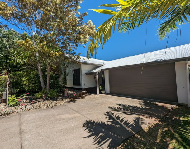 55 Catamaran Circuit, Trinity Beach QLD 4879