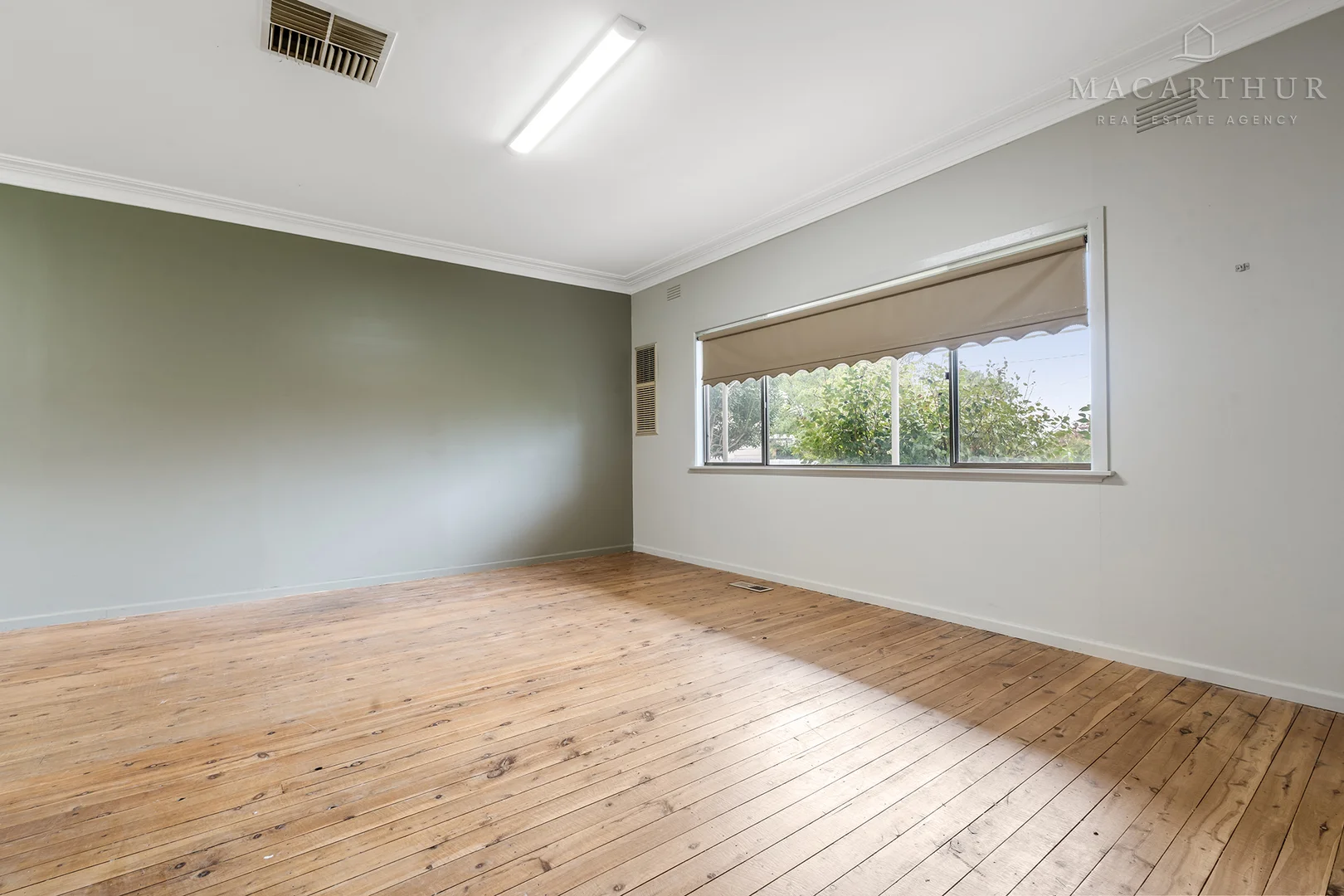 Additional image 8 of 4 Kennedy Avenue, Kooringal NSW 2650