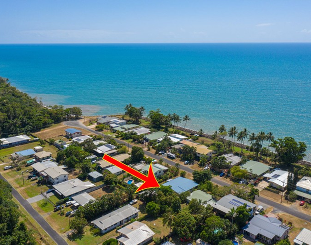 13 Feldt Street, Flying Fish Point QLD 4860