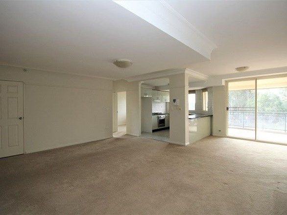 22/1 Cheriton Avenue, Castle Hill NSW 2154, Image 2