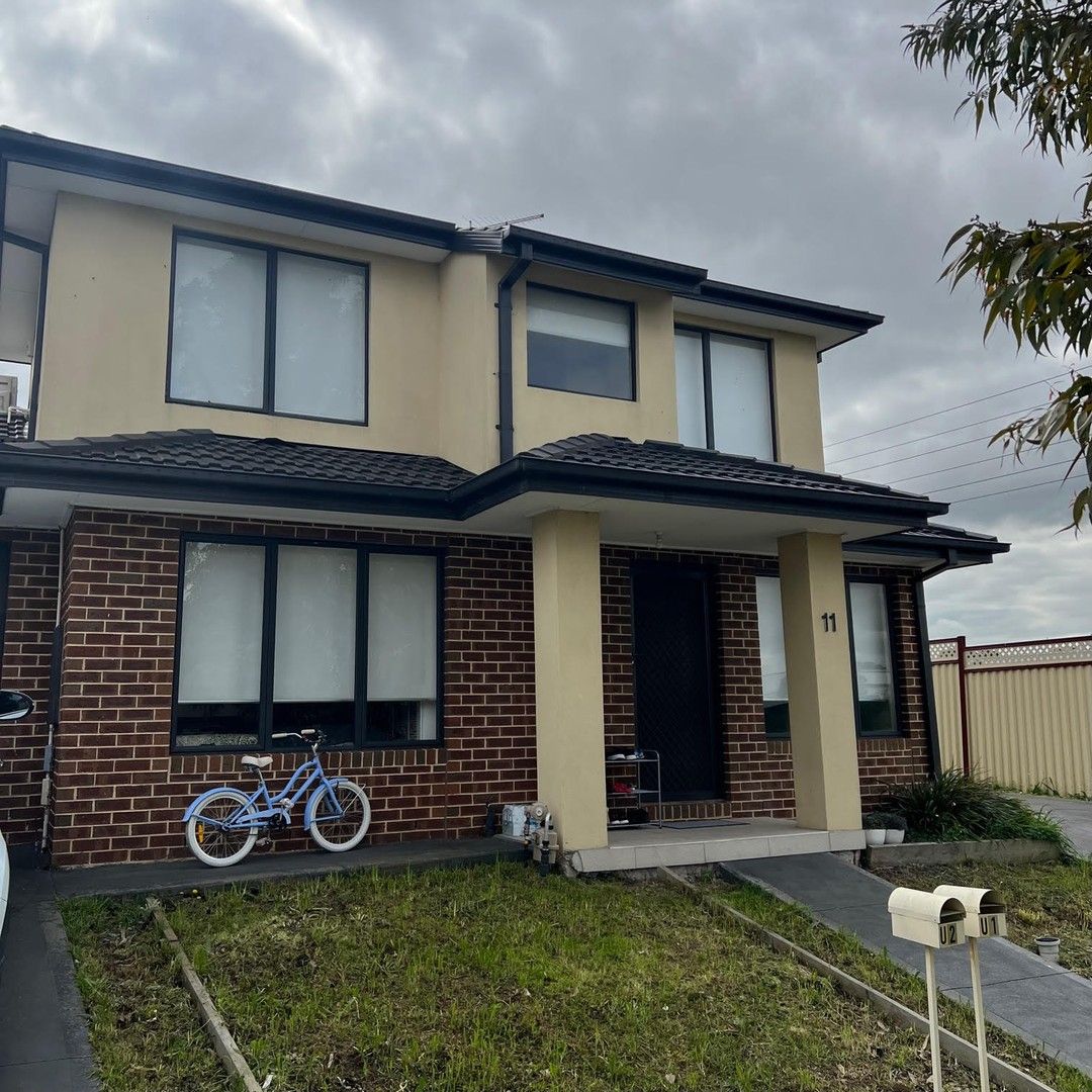 3 bedrooms Apartment / Unit / Flat in 1/11 Merlynstone Drive DALLAS VIC, 3047