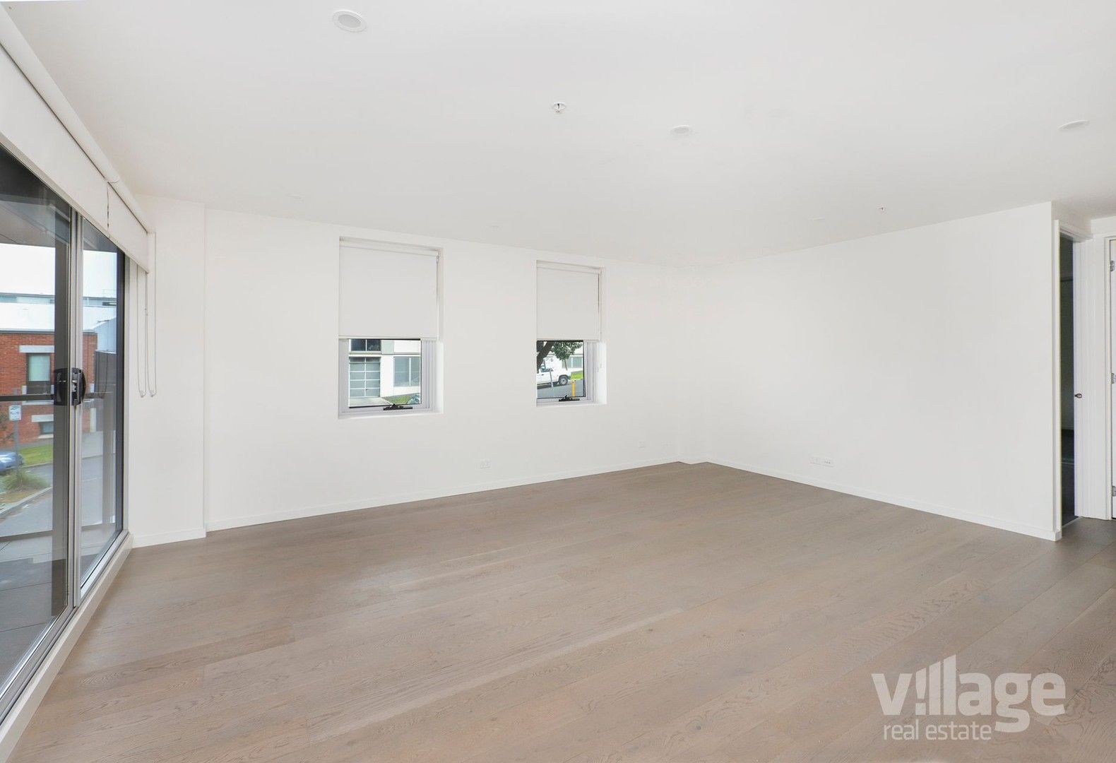 2 bedrooms Apartment / Unit / Flat in 4/6 Saltriver Place FOOTSCRAY VIC, 3011