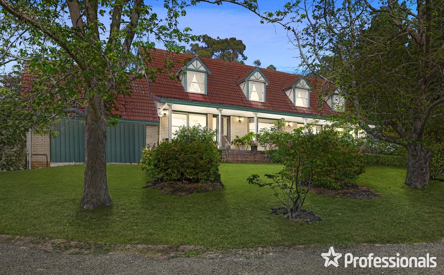 65 Forest Road, Wandin North VIC 3139, Image 0