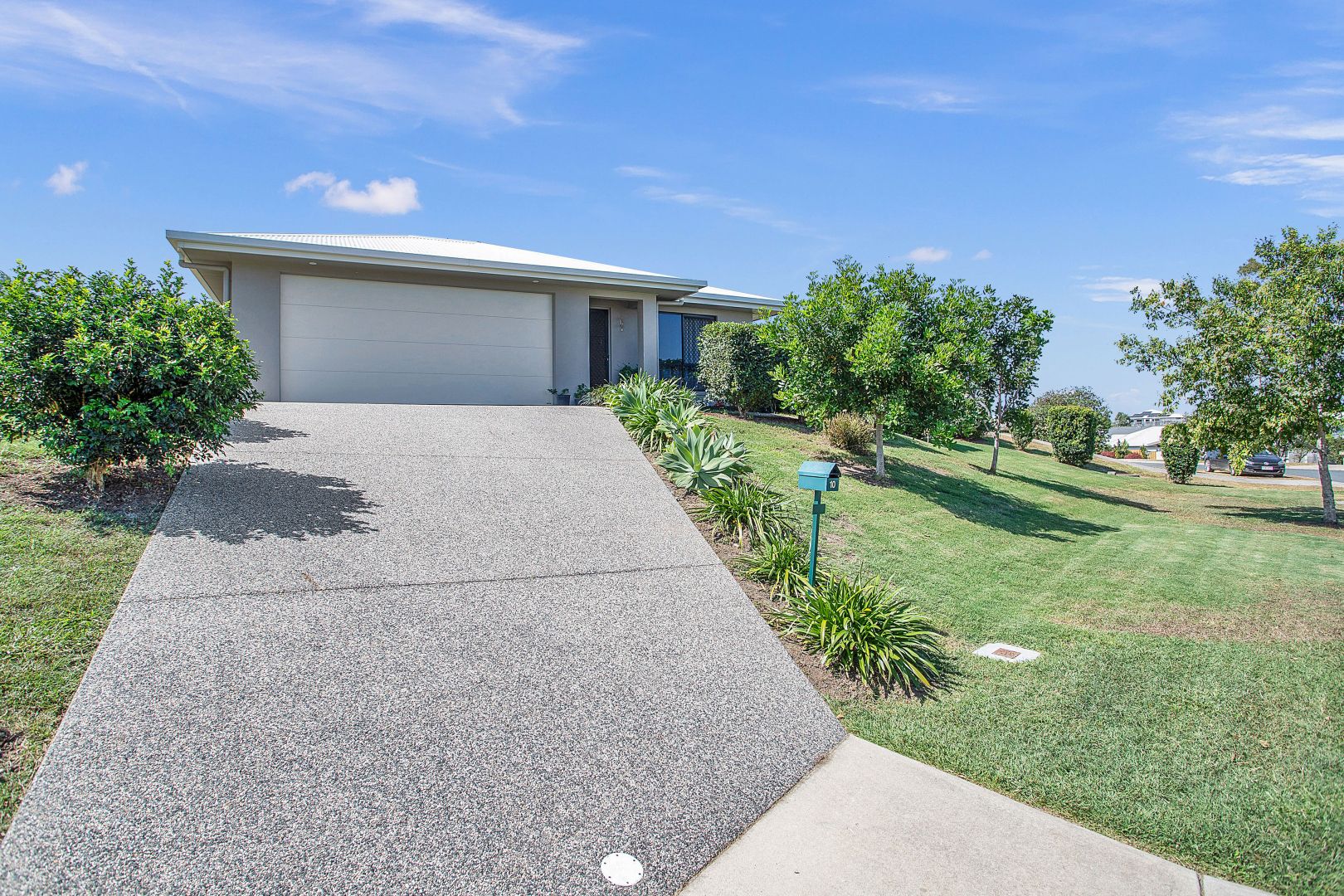 10 Eales Road, Rural View | Property History & Address Research | Domain