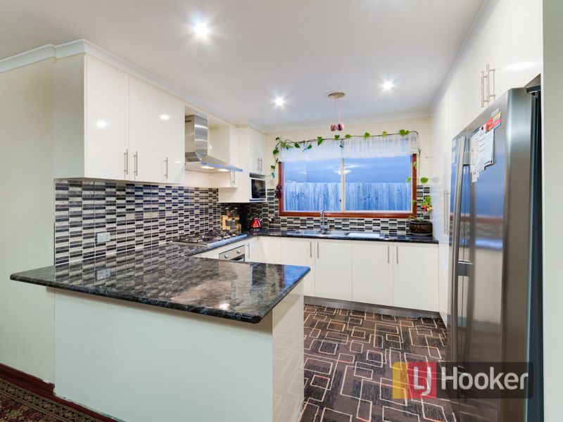 3 Forsyth Court, Cranbourne North VIC 3977, Image 1