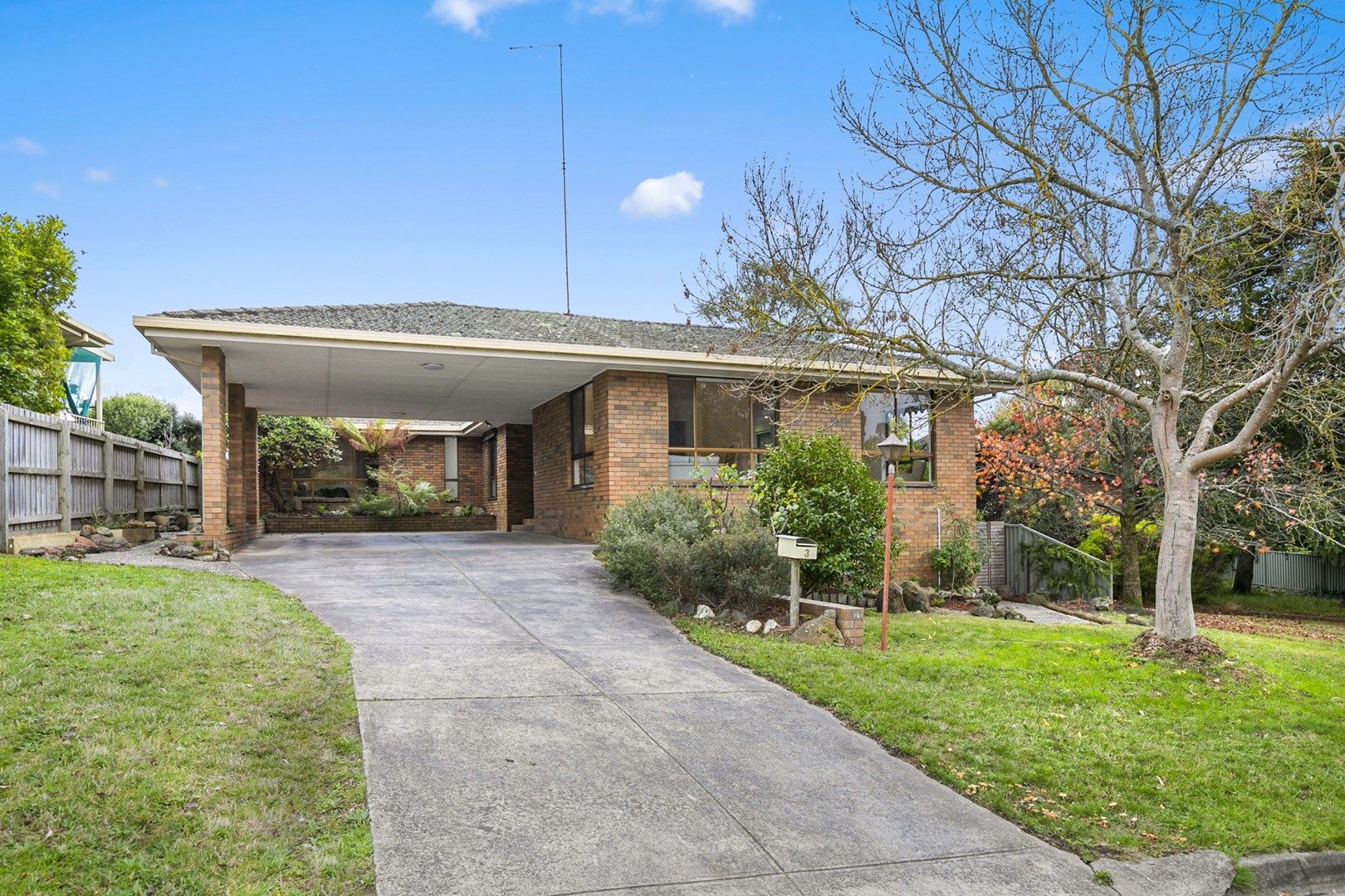 3 Mansfield Avenue, Mount Clear VIC 3350, Image 0