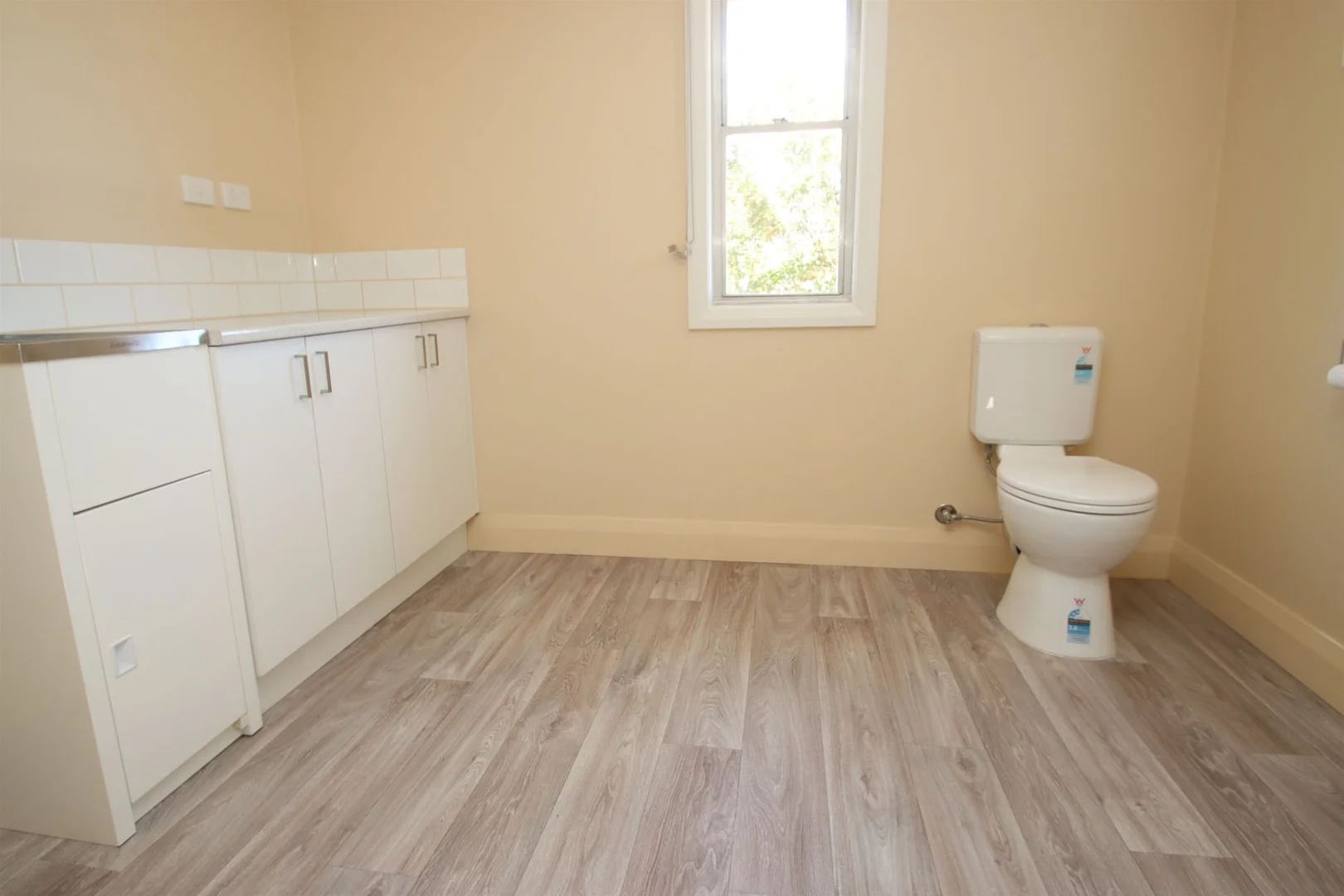 Additional image 21 of 80 High Street, Tenterfield NSW 2372